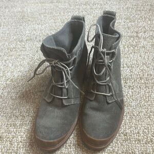 Sorel Toronto suede wedge bootie  in olive green